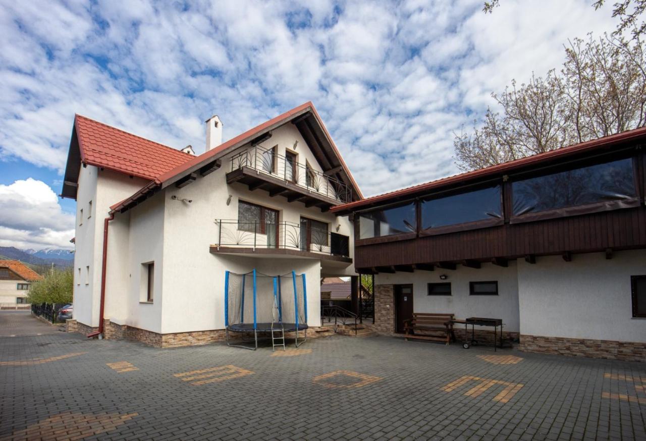 Amedeia Hotel Bran  Buitenkant foto